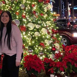 Light pink knitted sweater